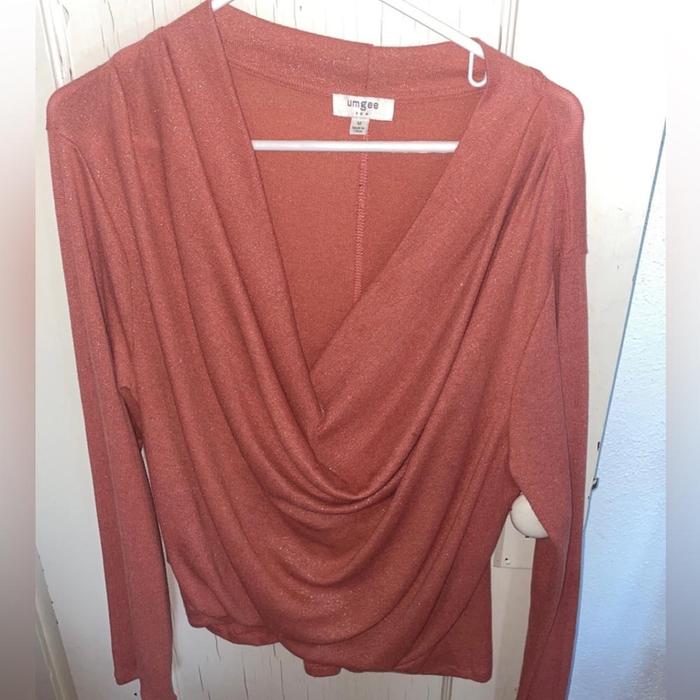 UMGEE scoop neck top